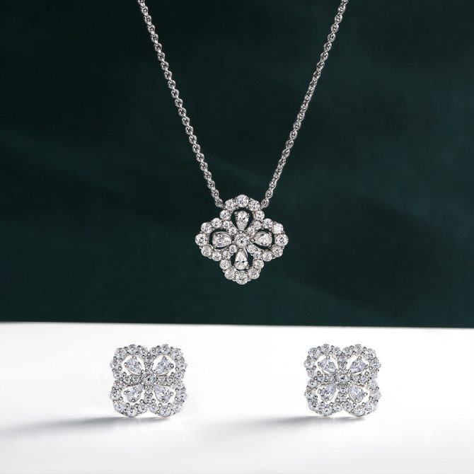 925 Four-leaf Clover Necklace Pendant Full Diamond Clavicle Chain Small Fresh Female Necklace 40+5 - Image 3