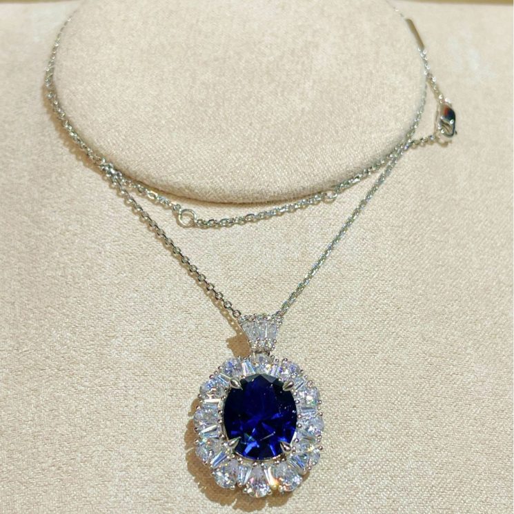 Elegant Women's 925 Silver Electroplated Sapphire Pendant Necklace - Image 3