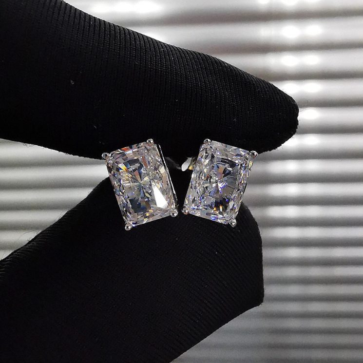 1ct rectangular 5*7 four-claw simulated diamond earrings simple and versatile earrings for women - Image 2