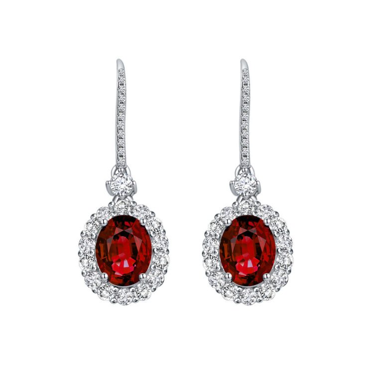 2ct egg-shaped 7*9 earrings European and American light luxury temperament 925 silver high carbon diamond earrings for women