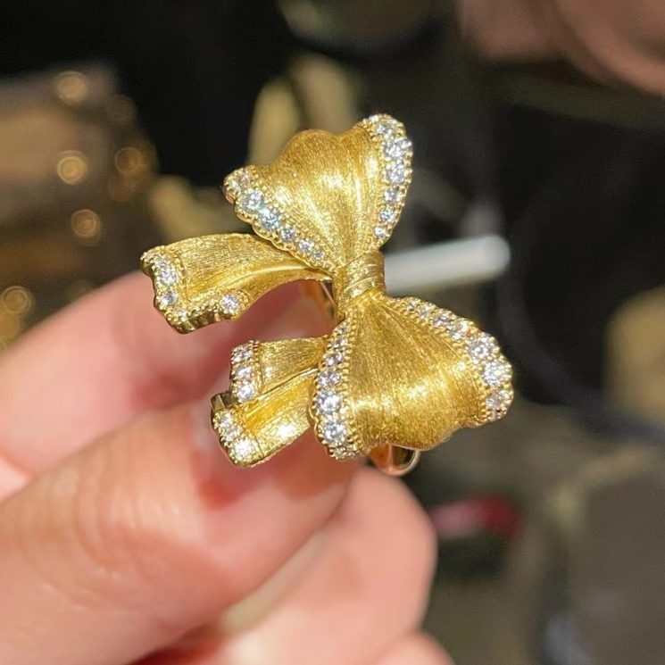 Elegant Women's 925 Silver Gold-Plated Brushed Bow Ring – Stylish & Chic - Image 3