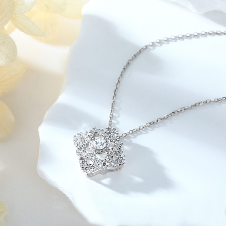 S925 Silver Diamond Pendant Necklace for Women – Classic Sparkling Everyday Jewelry - Image 2