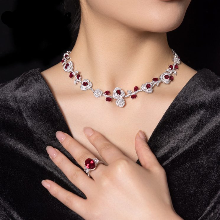 925 Silver Gold-Plated High Carbon Diamond Pigeon Blood Red Thorn Rose Necklace - Image 3