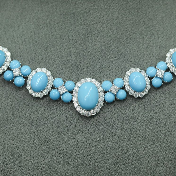 925 Silver Gold-Plated Blue Pine Necklace with High-Carbon Diamonds – Elegant & Unique Design - Image 4