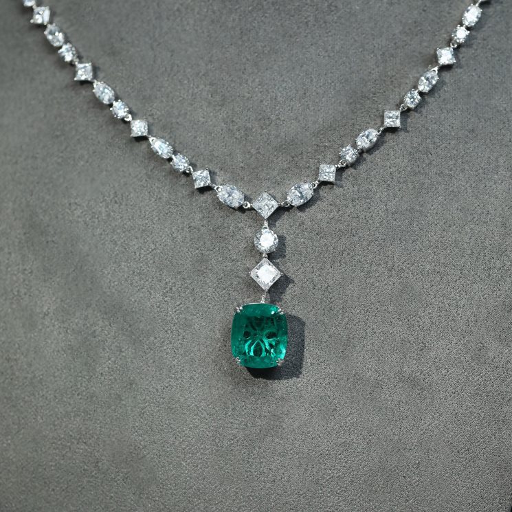 925 Silver Gold-Plated High Carbon Diamond Emerald Cushion Necklace – Elegant & Timeless Design - Image 3